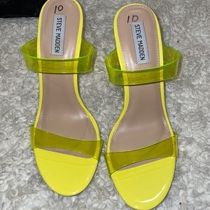 Women’s highlighter sandals
